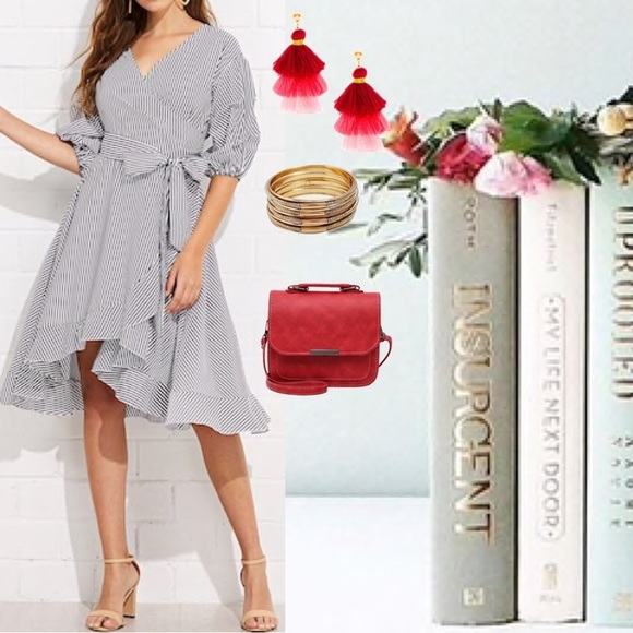 Dresses & Skirts - V neck wrap pinstripe dress